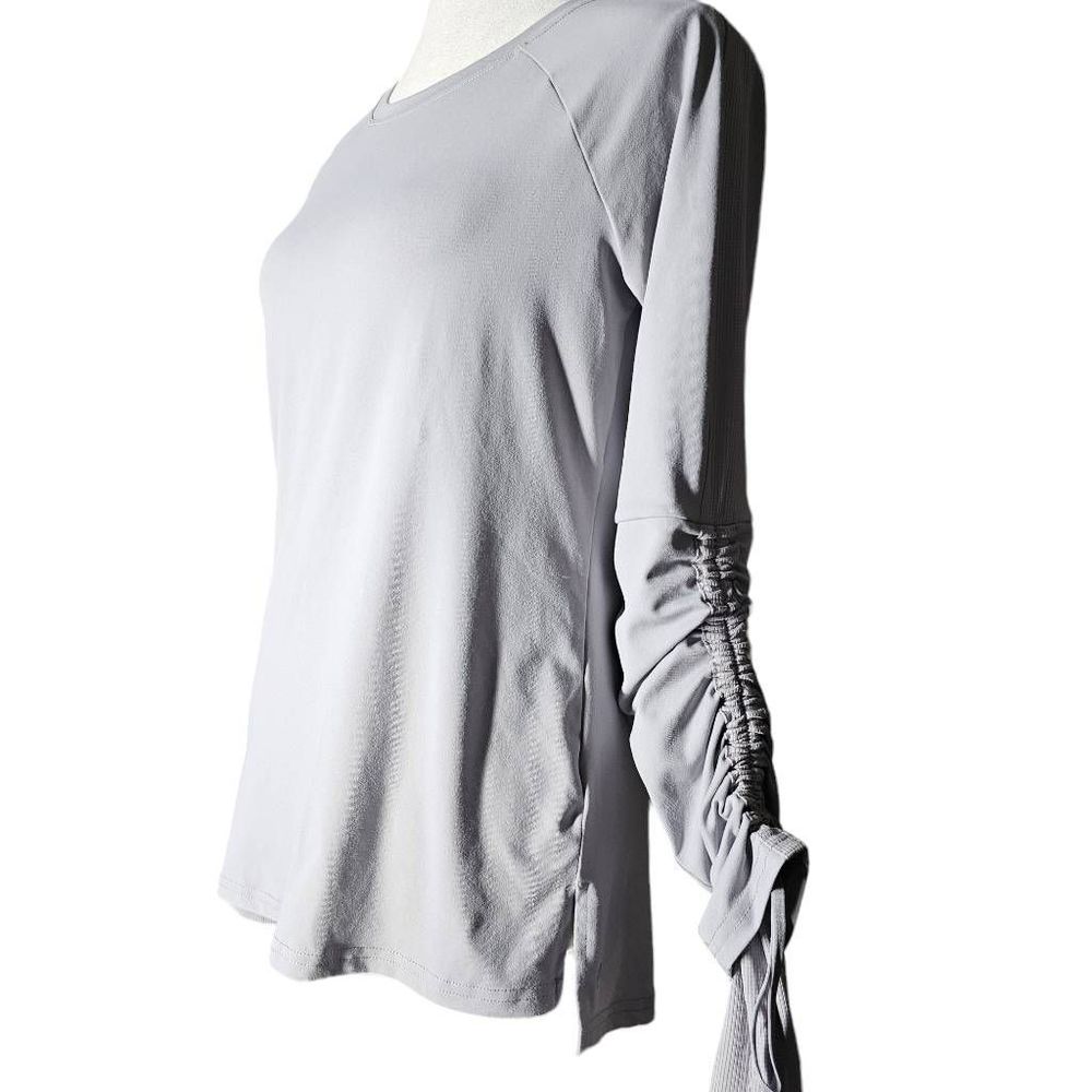 Fabletics Cashel Adjustable Long Sleeve II Haze Grey - Picture 6 of 9